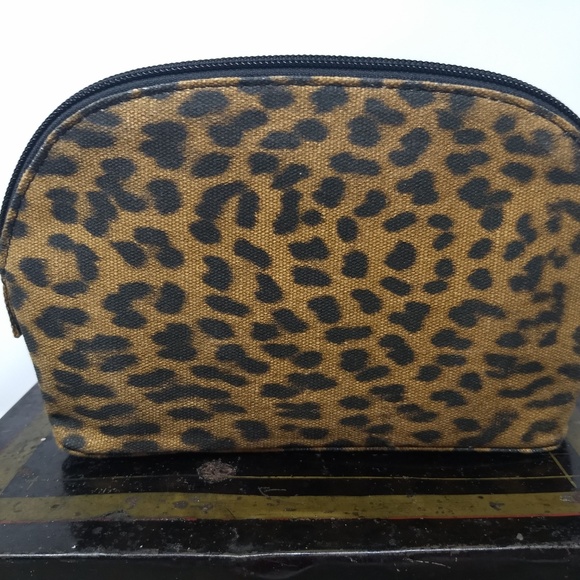 CHICO'S "JACKIE" CANVAS TRAVEL COSMETIC CASE - Picture 2 of 6